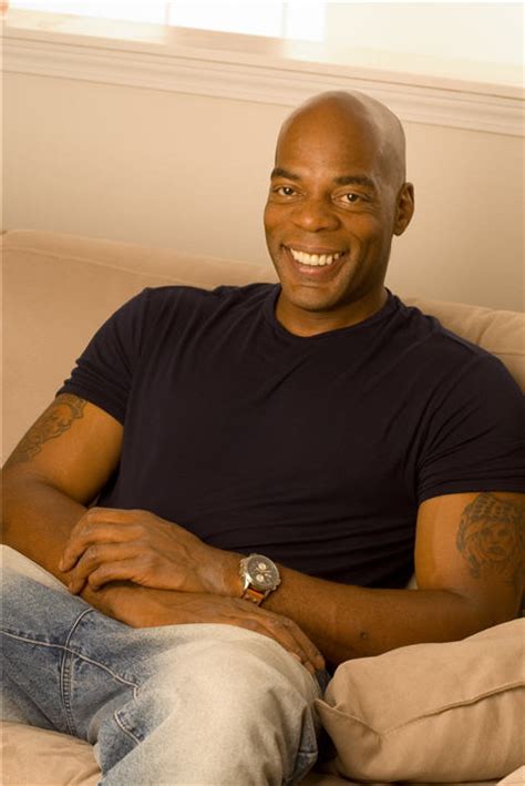 Alonzo Bodden 2021: dating, net worth, tattoos, smoking & body facts ...