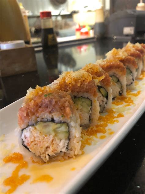 Spicy Volcano Roll – Monyuji