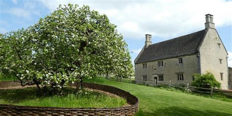 Woolsthorpe Manor and Isaac Newton | Past Events | British Association For Local History