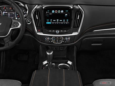 2018 Chevrolet Traverse: 79 Interior Photos | U.S. News