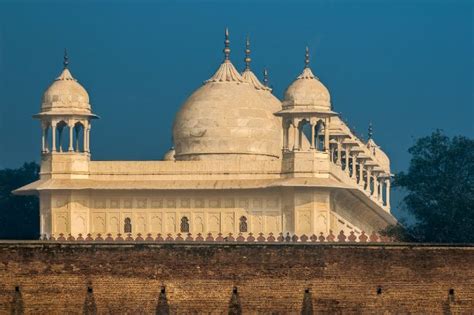 Moti Masjid | Agra - What to Expect | Timings | Tips - Trip Ideas by ...