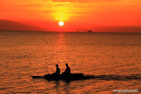 Sunset in Manila Bay, Philippines | Places to visit, Sunrise sunset, Sunset