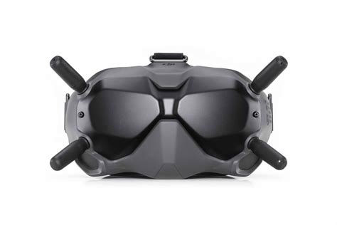 DJI FPV Goggles v1 vs v2 (Price, Specs, Comparison 2024)