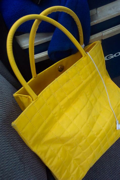 Yellow Tote Bag | My new yellow tote bag I got for $4. Just … | Flickr