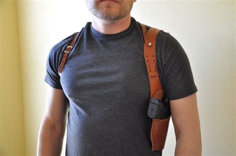 Leather Shoulder Holster - Woodson Leather | Скрытое ношение, Кожа, Одежда