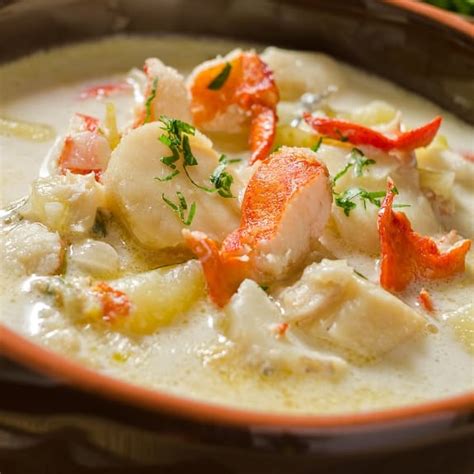 The Best Lobster Chowder Recipe | MY EDIBLE FOOD