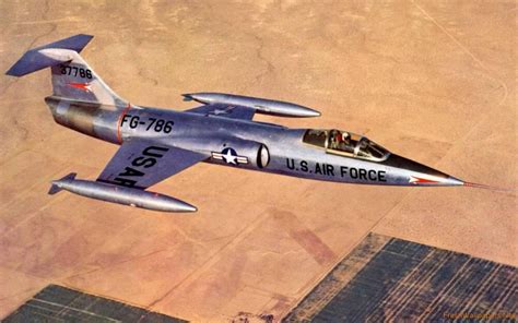 Lockheed XF-104 Starfighter 53-7786, the first prototype, in flight ...