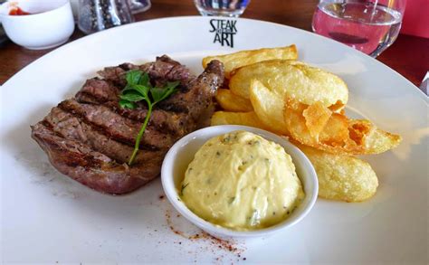 Gourmet Gorro - Cardiff food blog featuring restaurant reviews from Wales and beyond: Steak of ...