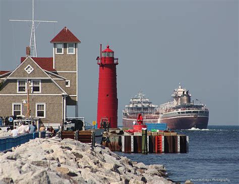 Muskegon Pierhead Red Lighthouse print of an Original Watercolor Painting of the Muskegon ...