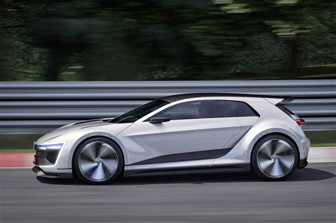 Volkswagen Golf GTE Sport concept, el híbrido enchufable de fibra de carbono