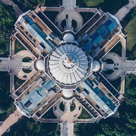 Stunning Aerial View of Wisconsin State Capitol