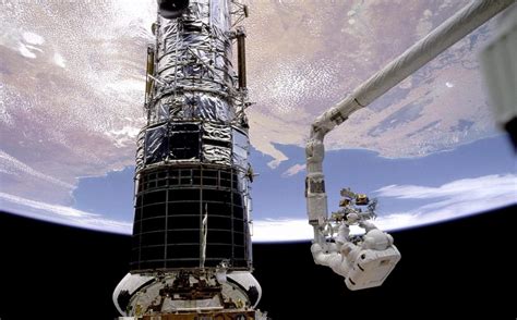 hubble telescope repair Archives — Curiosmos