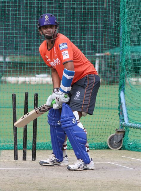 Rahul Dravid bats in the nets | ESPNcricinfo.com