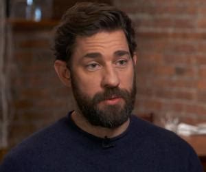 John Krasinski Biography - Facts, Childhood, Family Life & Achievements