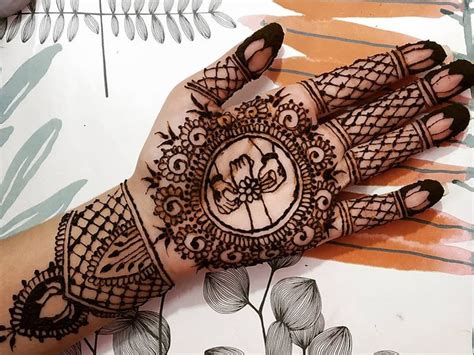 10 Most Alluring Raksha Bandhan Mehndi Designs 2022!