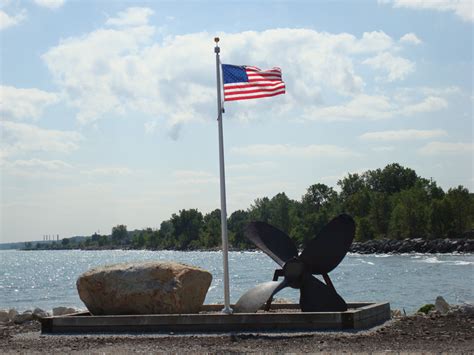 Photo Gallery - Waukegan Harbor