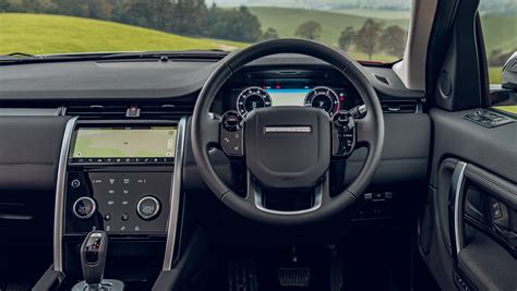 Land Rover Discovery Sport Interior, Satnav, Dashboard & Options | Auto Express