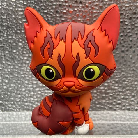 Squirrelflight & Scourge - Mini Collector Figures (Series 3) | Official Warrior Cats Store