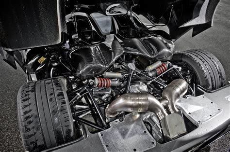 Koenigsegg Engine - Tonino Lamborghini Dubai uae