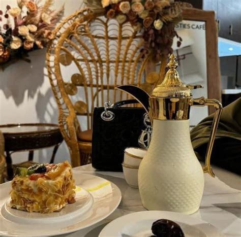 Dubai Bling's The Besties Café Opens In Al Seef | Harper's Bazaar Arabia