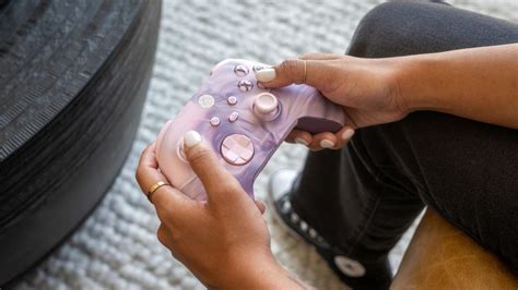 The latest Xbox controllers feature a nifty bowling ball aesthetic