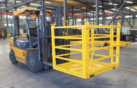 Forklift Attachments - All Lifting