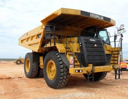 Caterpillar 777F Rigid Dump Truck Hire - Emeco International - Felix ...