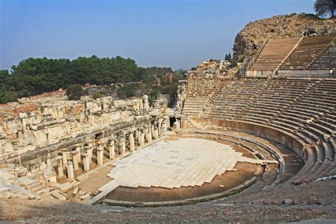 Ancient Ephesus Tour from Selcuk and Kusadasi - Tourist Journey