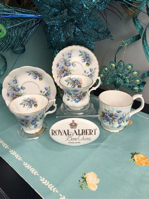 Beautiful Bluebells! The Un-Named Royal Albert pattern is one of my ...