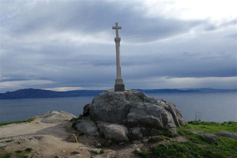 Walk Santiago Finisterre Camino | Self-Guided | Adventure Camino Tours