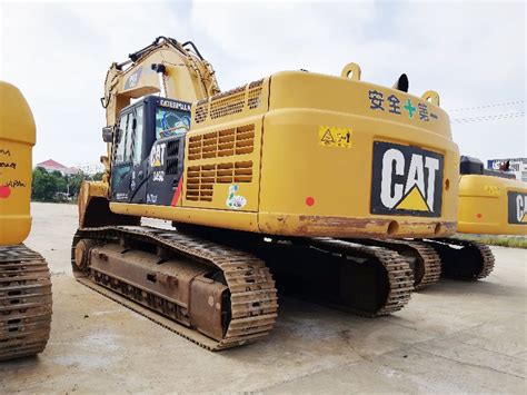 Key Considerations When Choosing Cat Excavator Model