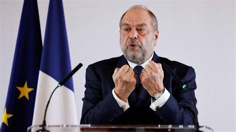 Minister unveils sweeping plans to overhaul France's justice system