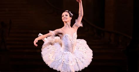 Cats film casts Royal Ballet dancer Francesca Hayward