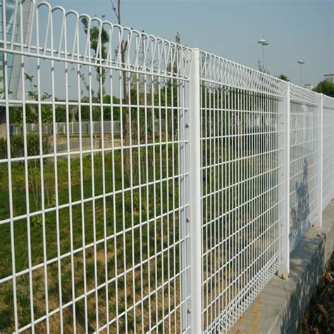 Decorative Wire Fencing Types | Shelly Lighting