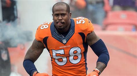 Denver Broncos star Von Miller talks geek life and mozzarella sticks ...