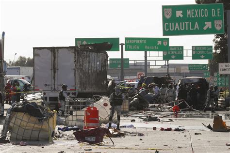 19 dead in Mexico when truck crashes into cars at toll booth | AP News