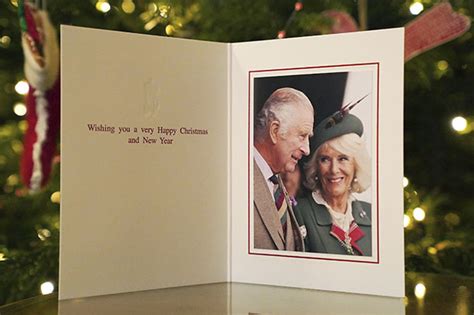 King Charles & Queen Camilla’s 1st Christmas Card: Photo – Hollywood Life