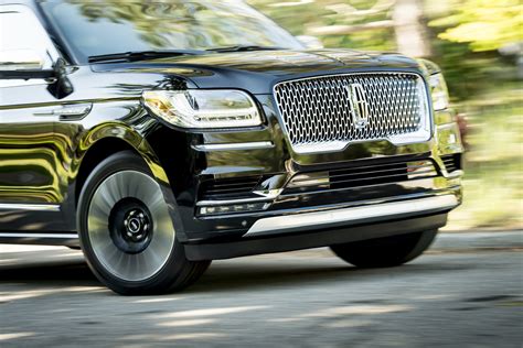 Lincoln Navigator, MKC hybrids reportedly coming in 2019