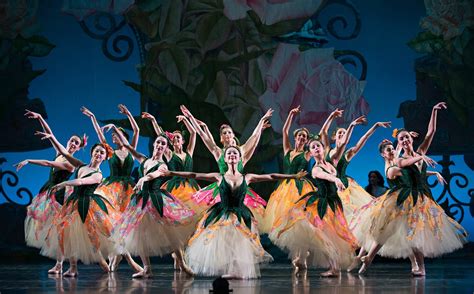 Cincinnati Ballet Dancers in The Nutcracker | Photography: Peter Mueller | Choreography ...