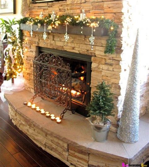 Decoración navideña para chimenea | Christmas fireplace mantels, Fireplace mantel christmas ...