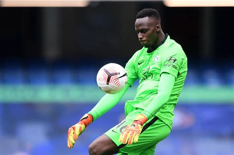 Kepa Arrizabalaga speaks out about losing place in Chelsea team to £20m new signing Edouard ...