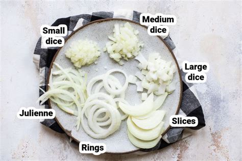 How to Cut an Onion - Culinary Hill