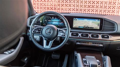 Mercedes GLE SUV Review | CAR Magazine