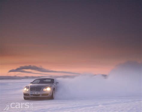 Bentley Driving on Ice Photo Gallery | Cars UK