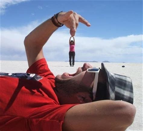 Optical illusions! #beach #summer #optometry | Fotografie... | Pinterest | Fotoideen ...