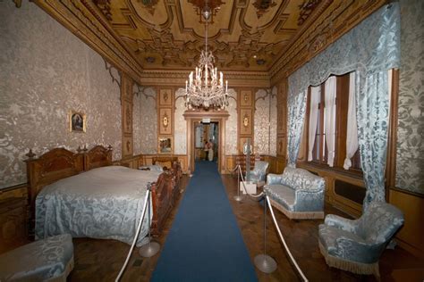 Miramare Castle Interior, Spain Belle's bedroom | Interno di palazzo ...