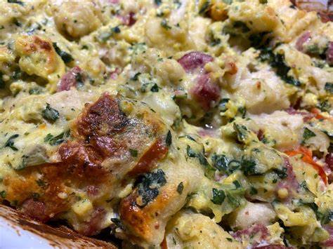 Sausage & Biscuit Casserole - Yummy All in One Breakfast! - My Eclectic ...