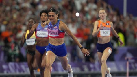 Sydney McLaughlin-Levrone wins 400-meter hurdles in world record time