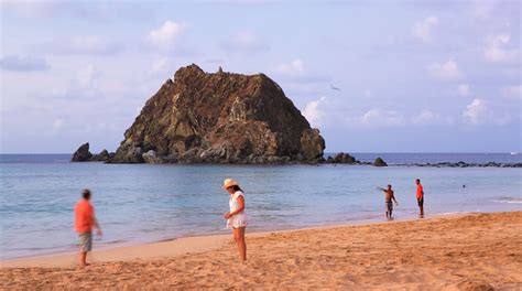 Conceicao Beach in Fernando de Noronha | Expedia.co.in