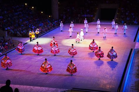 xcaret night show - Google Search | Xcaret mexico, Night show, Xcaret